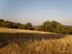 Un des fleurons énergétiques de la Moselle  la centrale nucléaire de Cattenom visible de loin